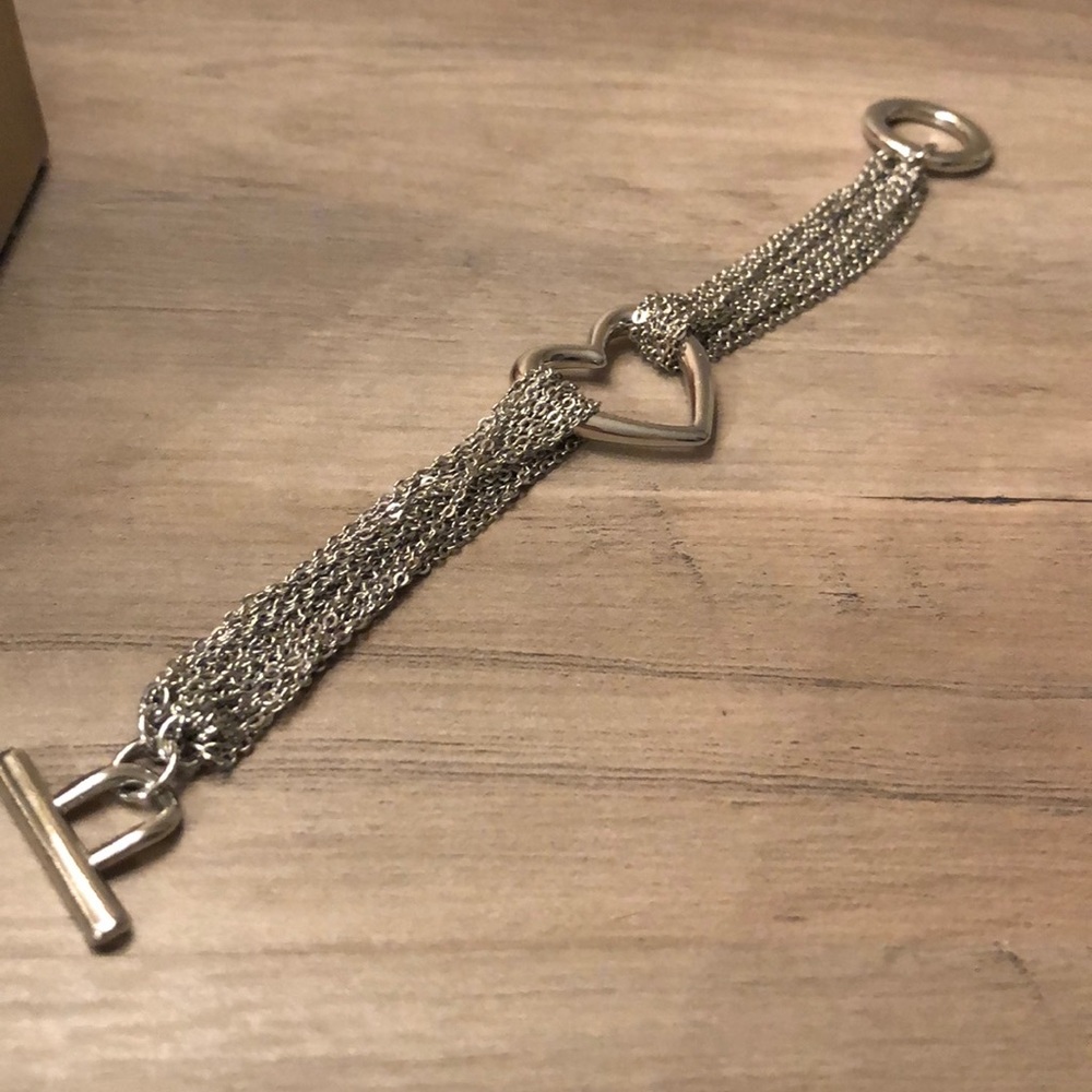 Silver heart /chain bracelet pull they clasp